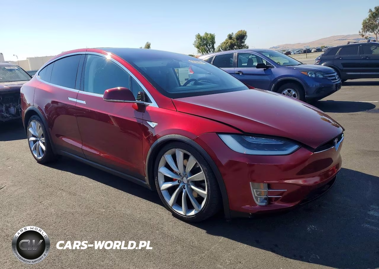 2016 Tesla Model X VIN:5YJXCBE46GFS00289 - 4