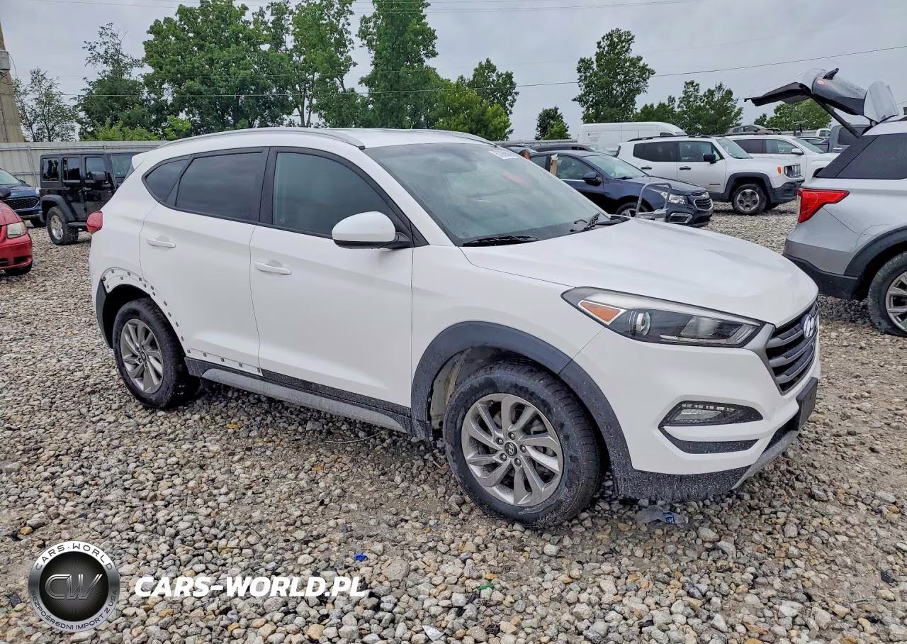 2018 Hyundai Tucson Sel VIN:KM8J3CA44JU764924 - 4