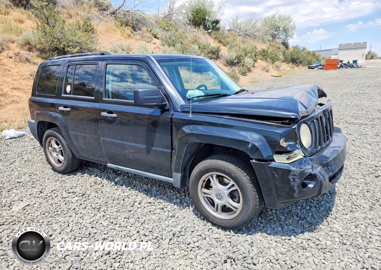 2008 Jeep Patriot Sport VIN:1J8FF28W88D771607 - 4