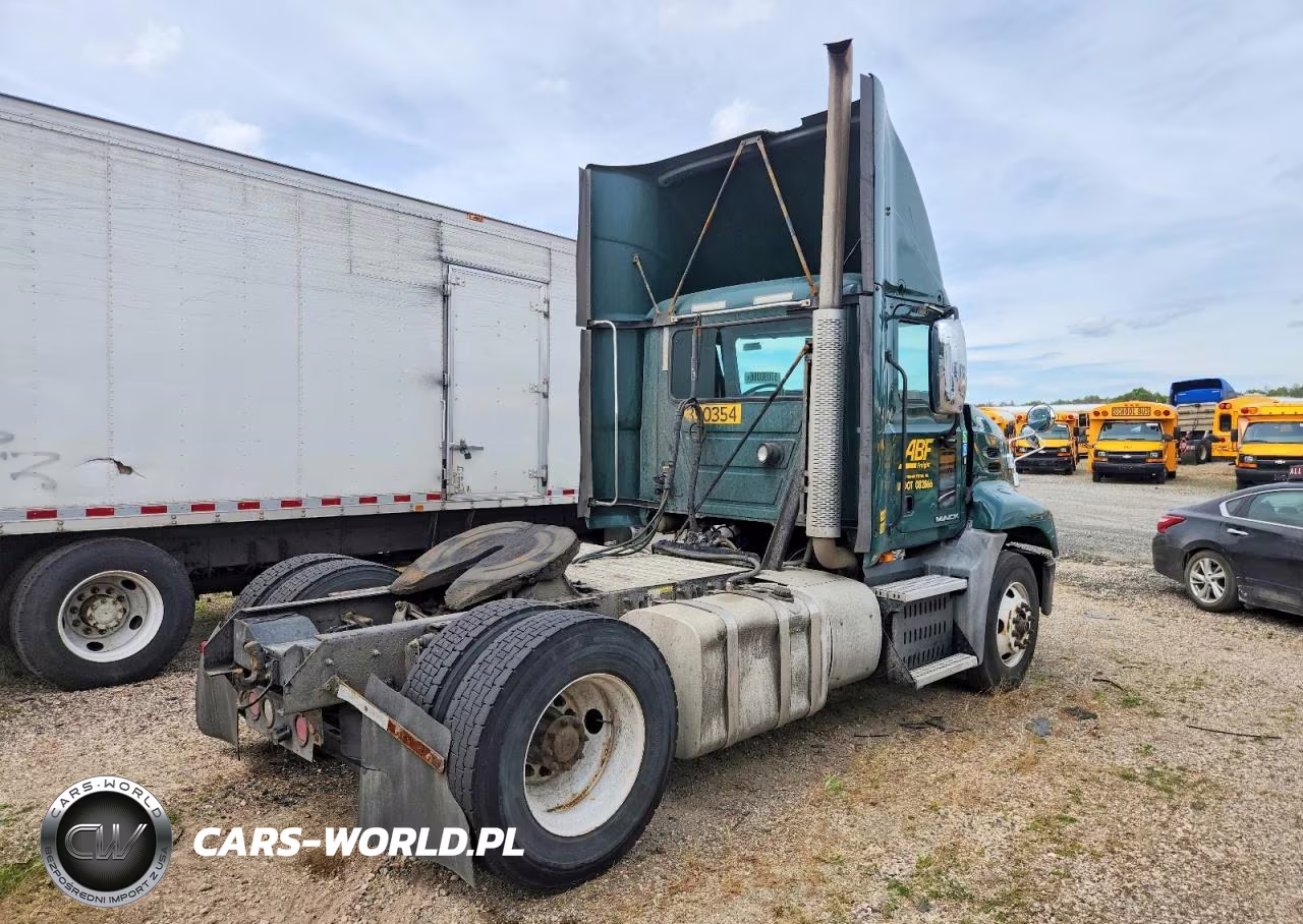 2016 Mack 600 Cxu600 - Semi Truck VIN:1M1AW01XXGM008589 - 4