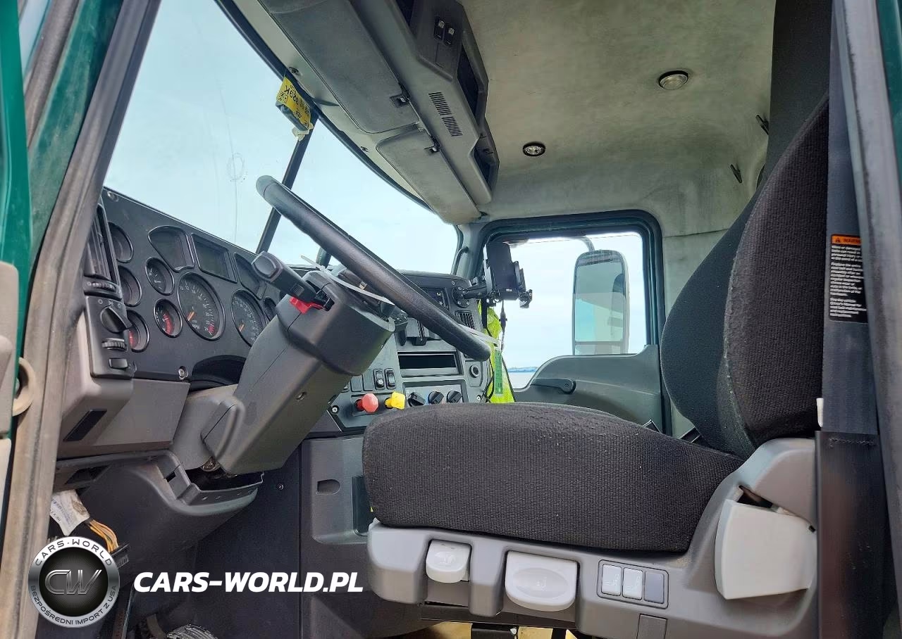 2016 Mack 600 Cxu600 - Semi Truck VIN:1M1AW01XXGM008589 - 5