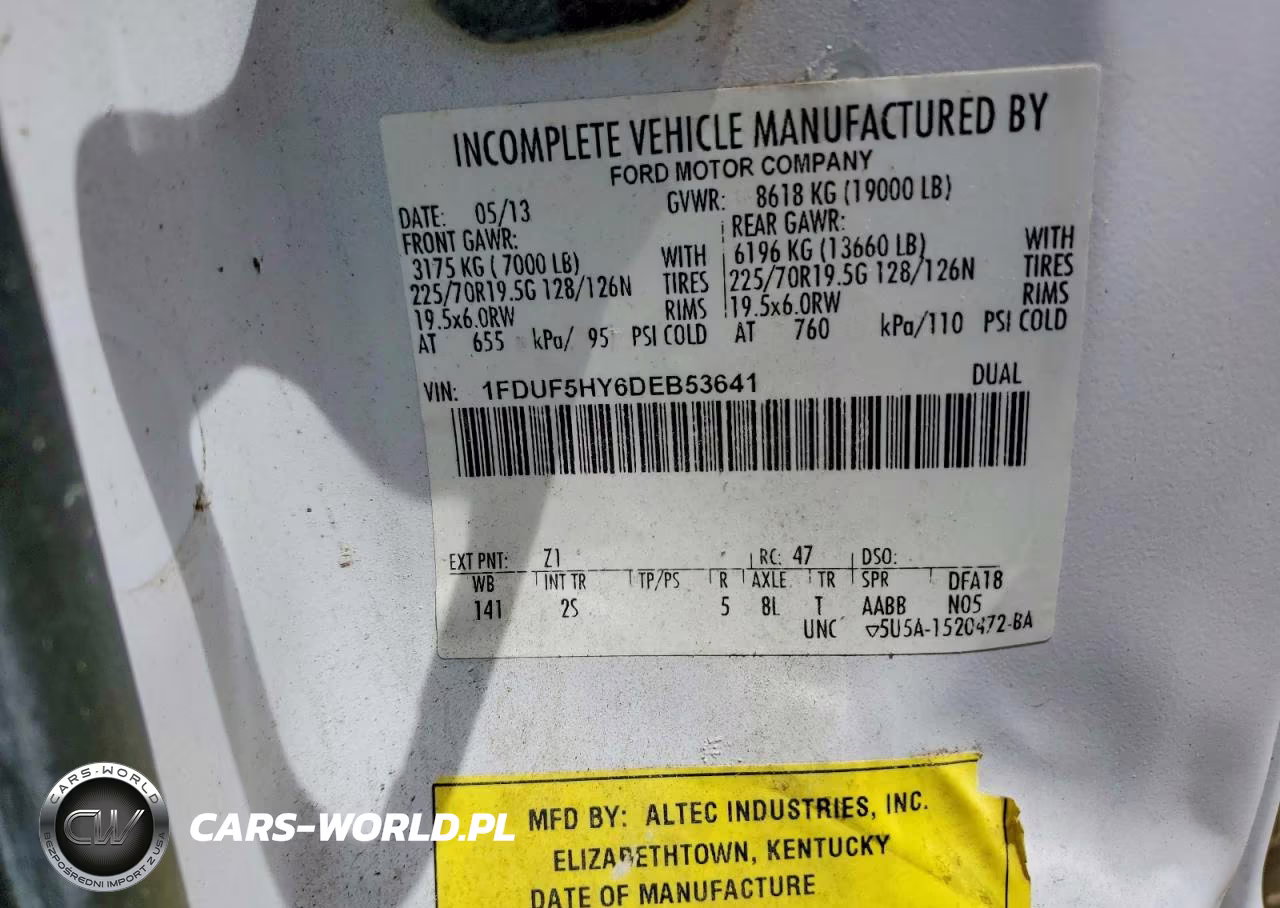 2013 Ford F550 Super Duty Bucket Truck VIN:1FDUF5HY6DEB53641 - 12