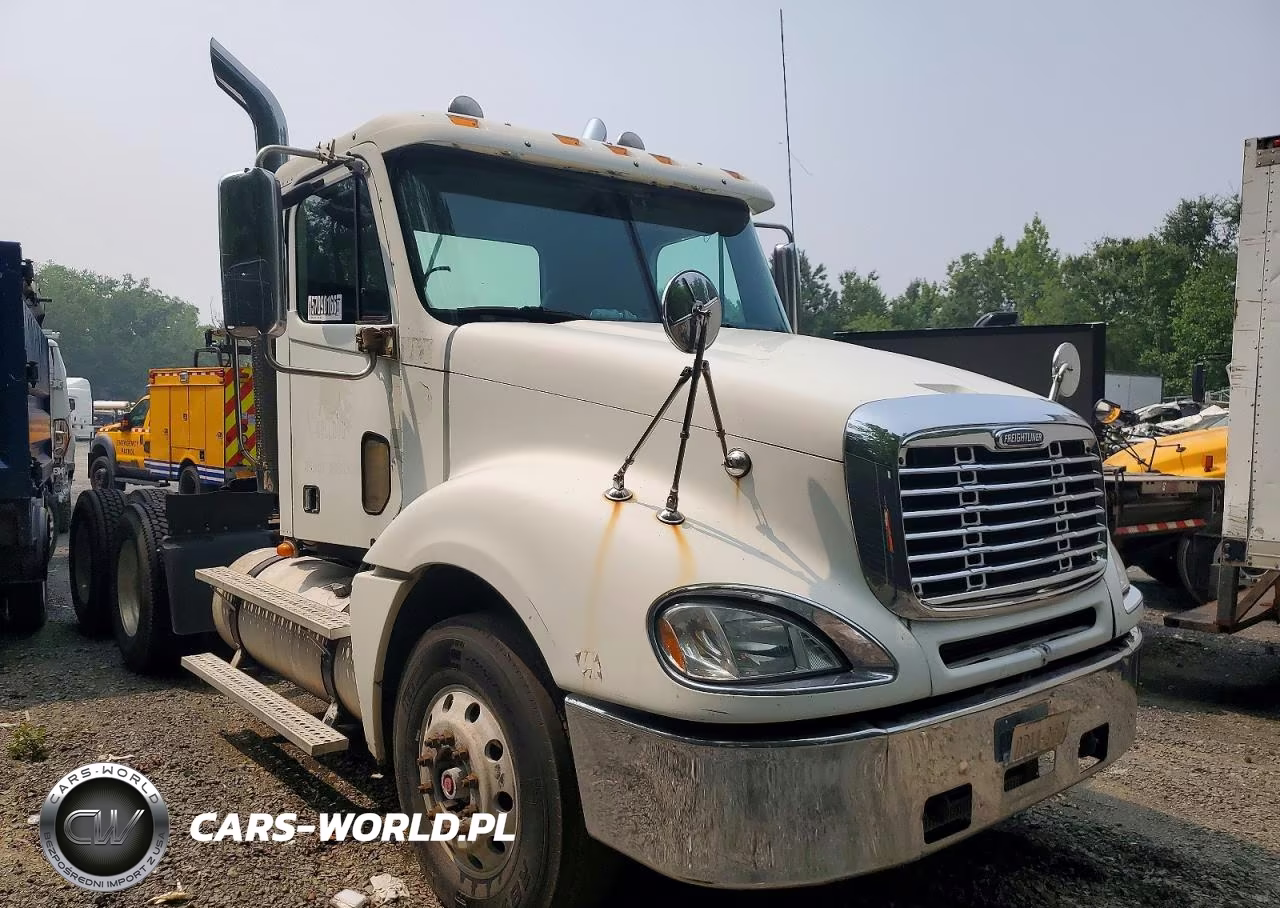 2007 Freightliner Columbia 120 Semi Truck VIN:1FUJA6CK57LX66986 - 9