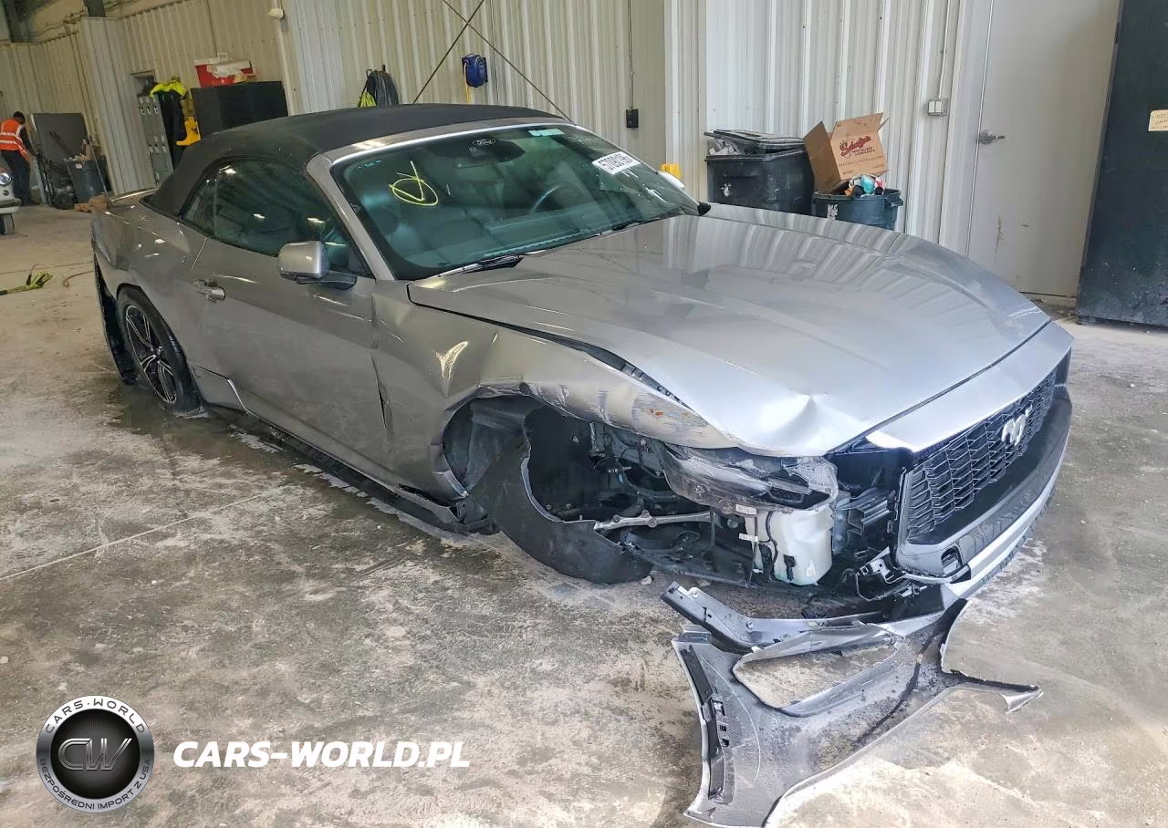 2025 Ford Mustang VIN:1FAGP8UH5S5127332 - 4