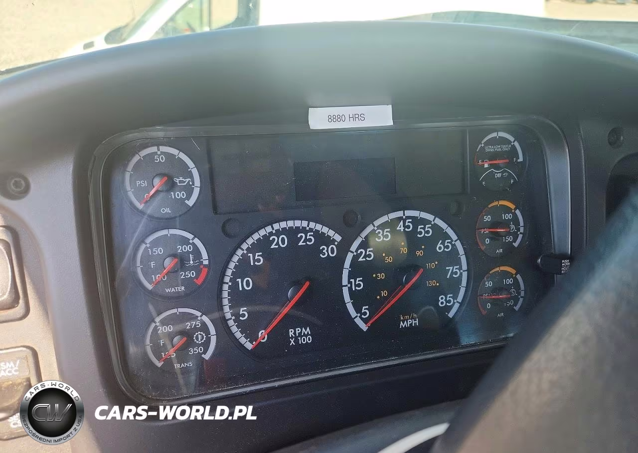 2016 Freightliner M2 106 Medium Duty VIN:1FVHCYCY2GHHL5690 - 8