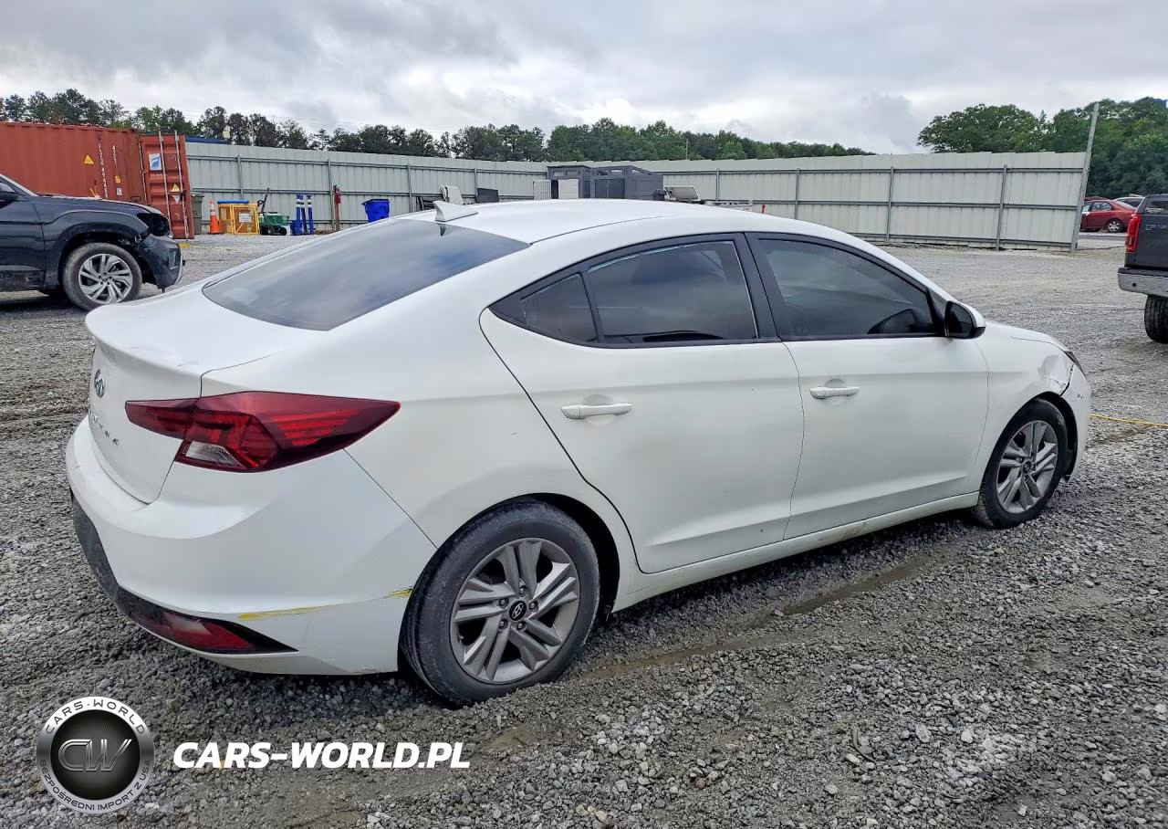 2020 Hyundai Elantra Sel VIN:5NPD84LF6LH626709 - 3