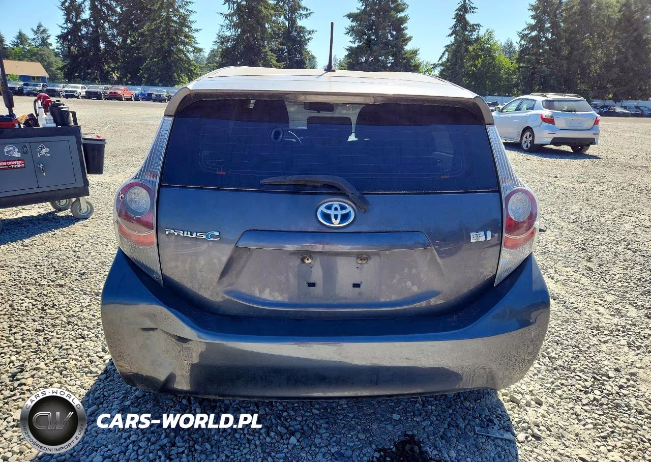 2014 Toyt Prius C VIN:JTDKDTB38E1073334 - 6