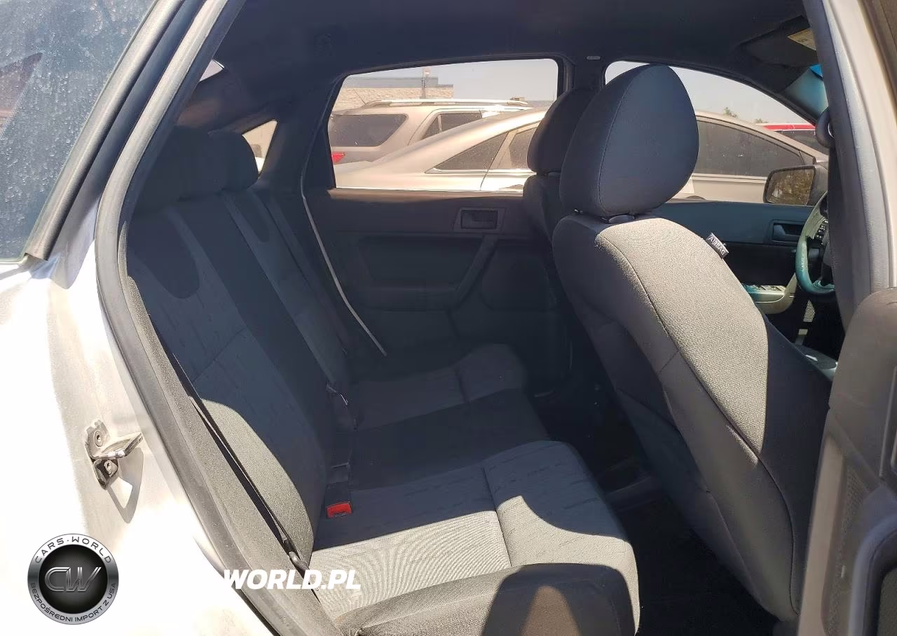 2009 Ford Focus Se VIN:1FAHP35N49W207009 - 10