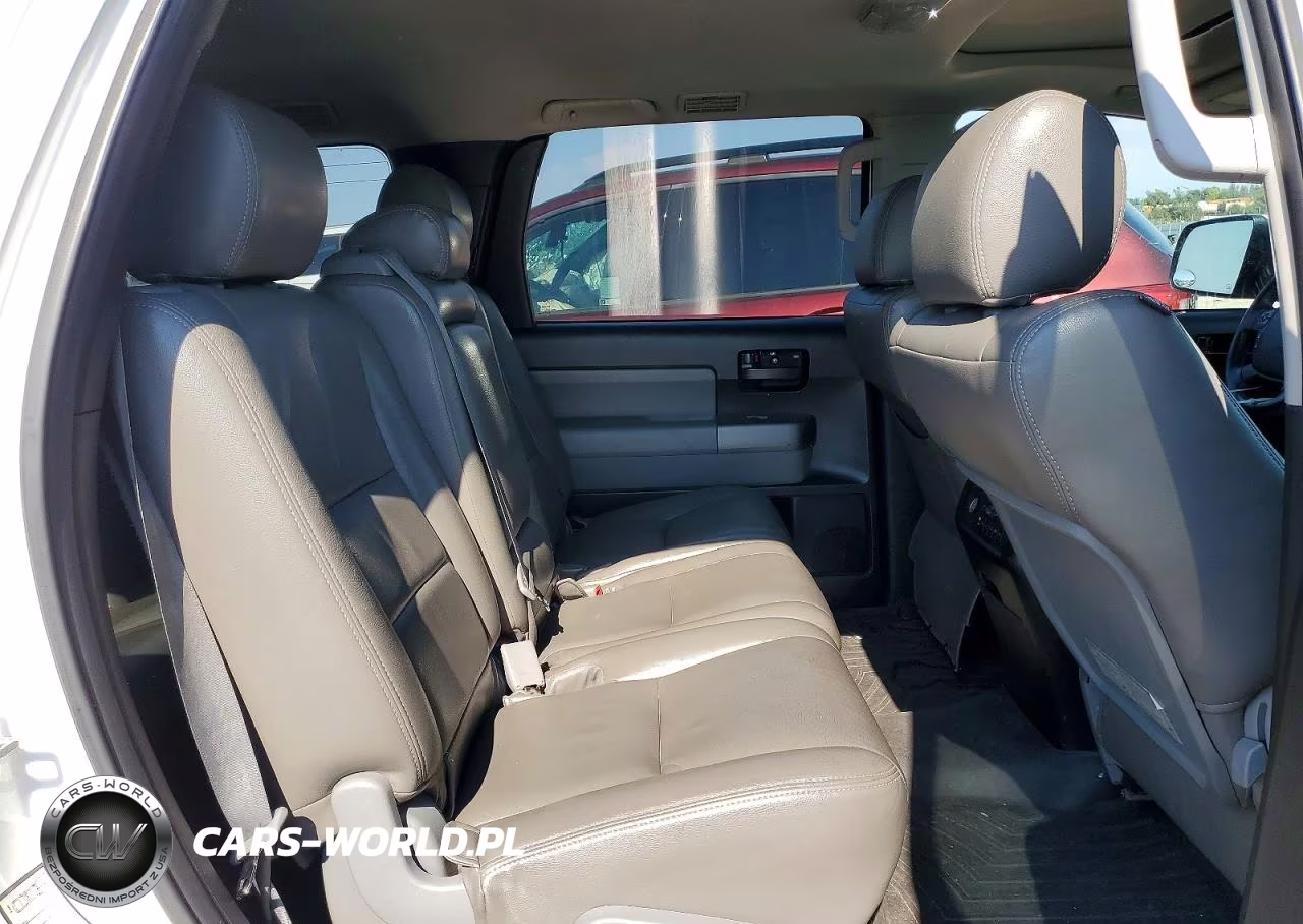 2013 Toyota Sequoia Sr5 VIN:5TDBY5G11DS075063 - 11