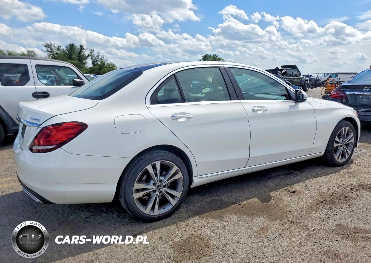 2021 Mercedes-Benz C 300 4Matic VIN:W1KWF8EB9MR635999 - 3