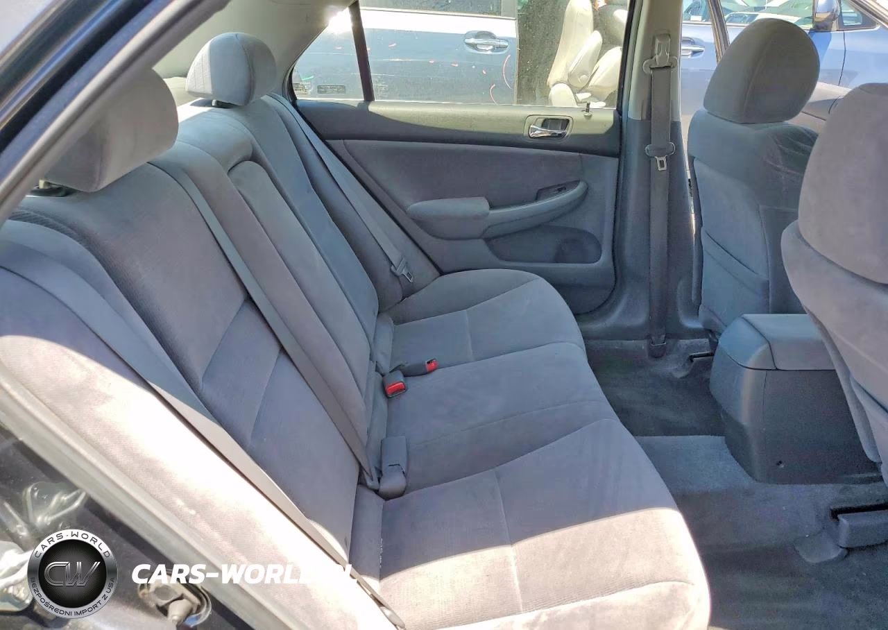 2006 Honda Accord Lx VIN:JHMCM56426C001889 - 10