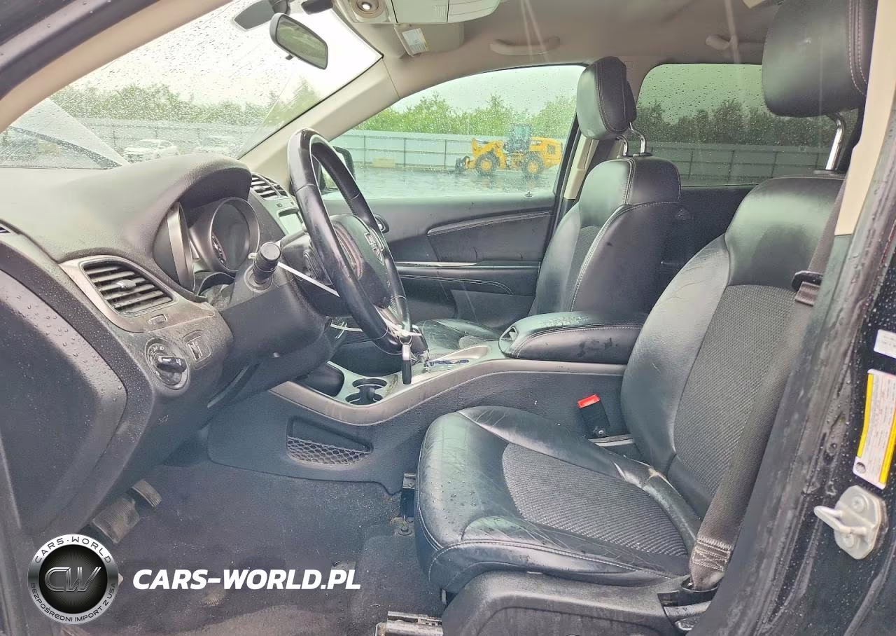 2018 Dodge Journey Crossroad VIN:3C4PDDGG8JT388712 - 7