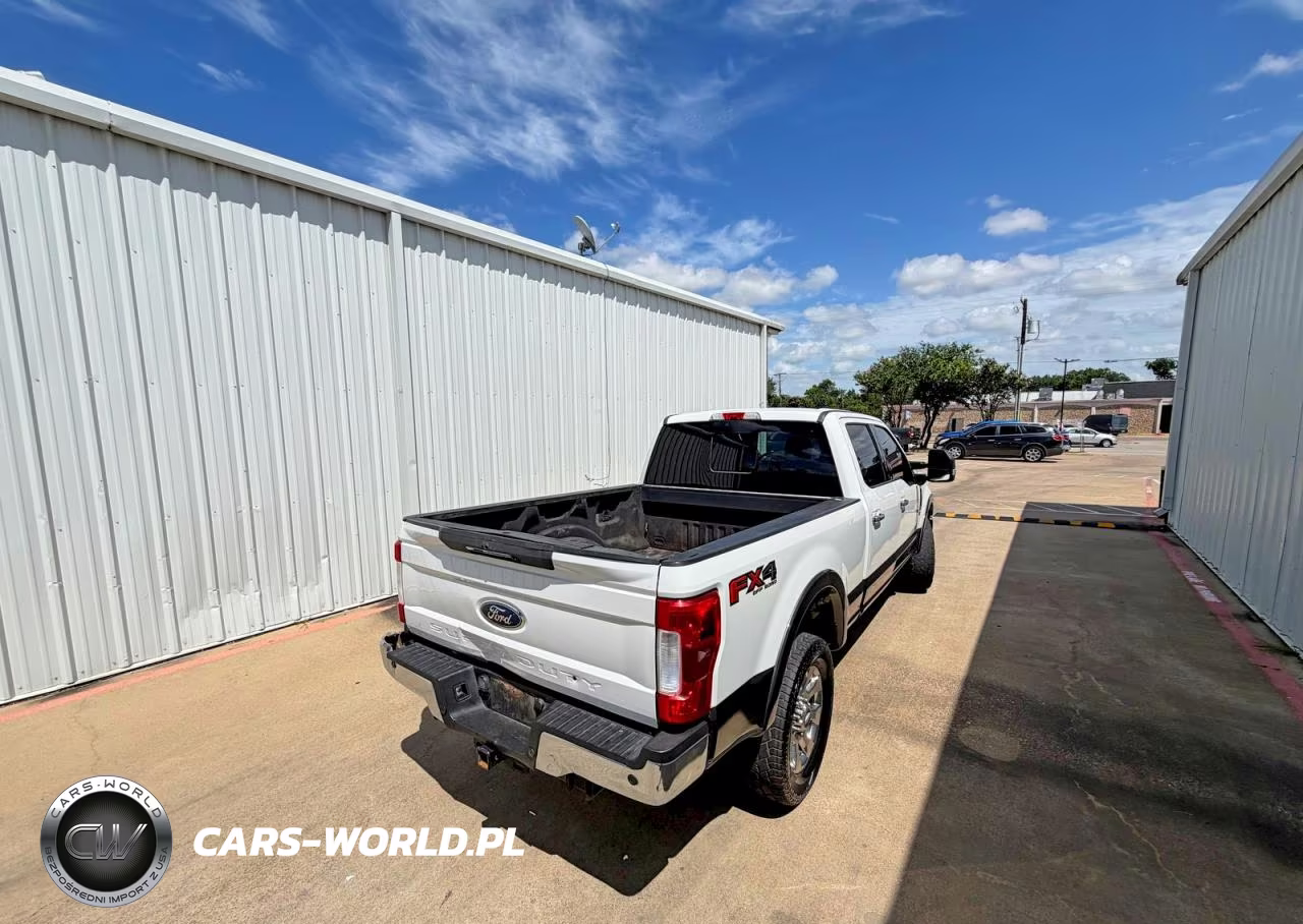 2017 Ford F250 Super Duty VIN:1FT7W2BT0HEB94950 - 4
