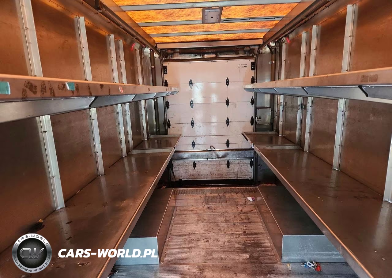2020 Freightliner Chassis M Line Walk-In Van VIN:4UZAC2EA2LCMH8049 - 10