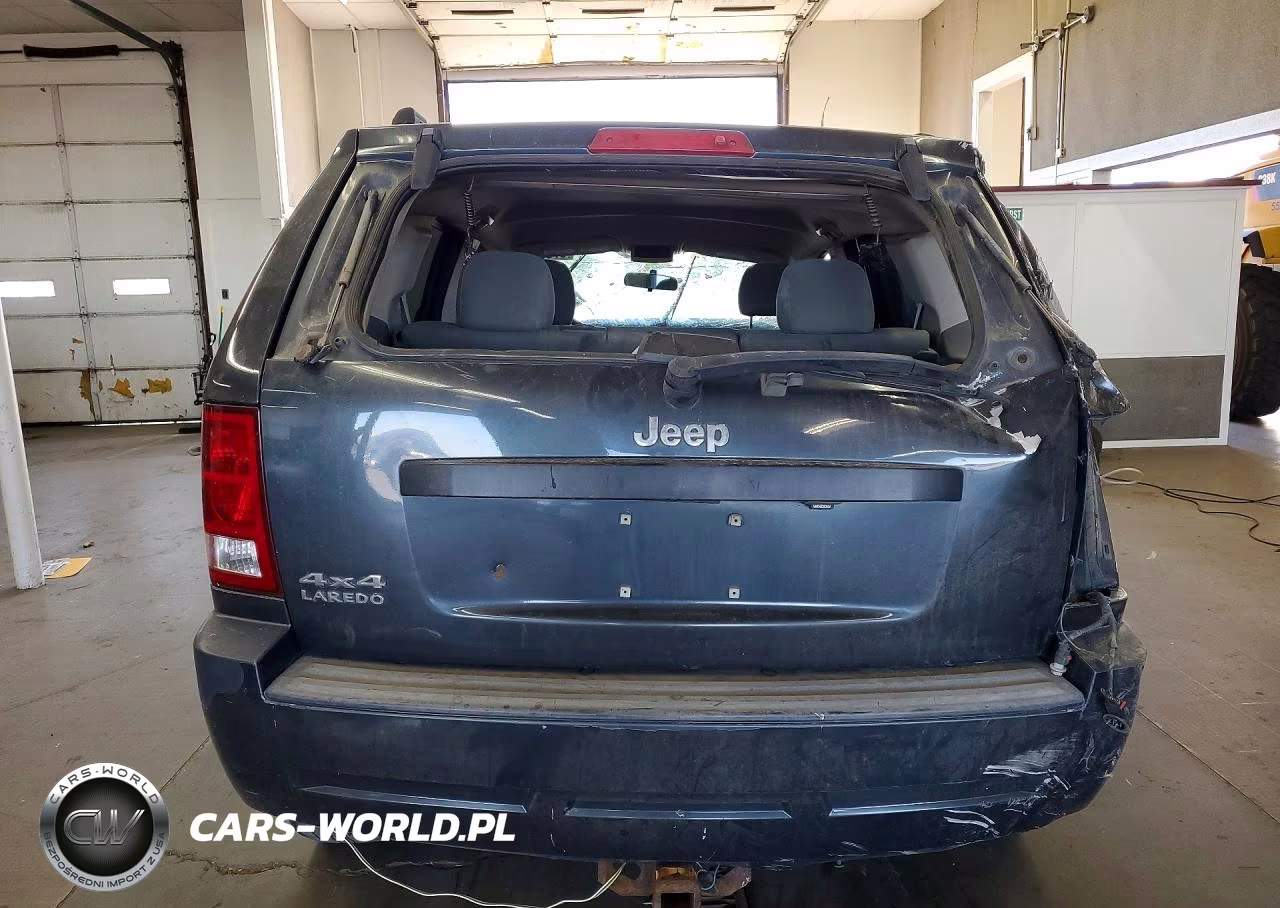 2007 Jeep Grand Cherokee Laredo VIN:1J8GR48K57C643253 - 6