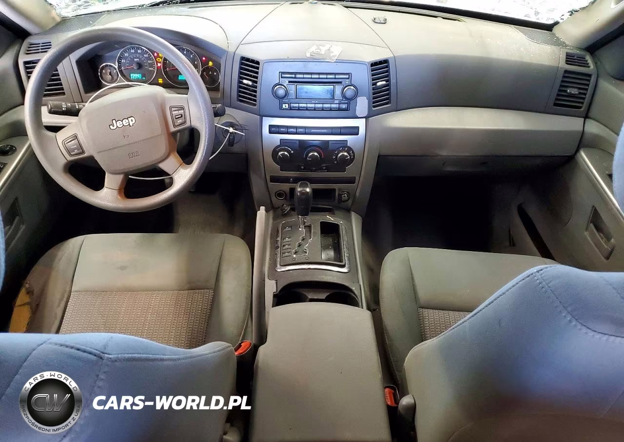 2007 Jeep Grand Cherokee Laredo VIN:1J8GR48K57C643253 - 8