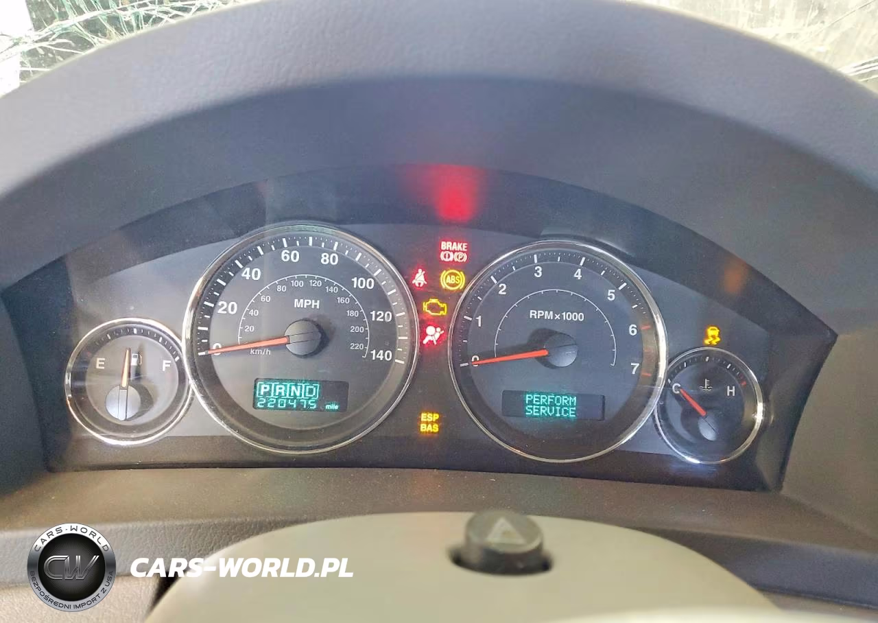 2007 Jeep Grand Cherokee Laredo VIN:1J8GR48K57C643253 - 9
