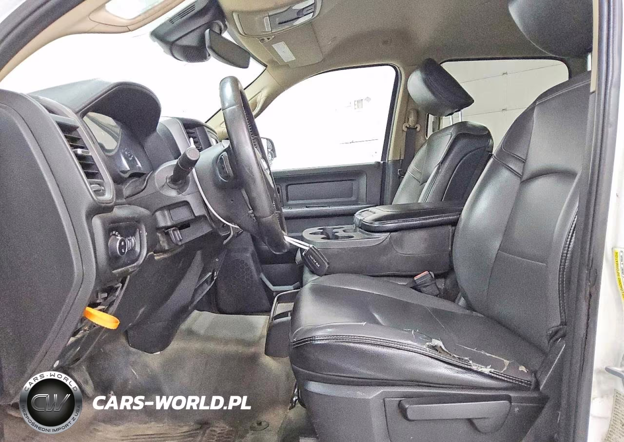 2019 Ram 2500 Tradesman VIN:3C6UR4HJ9KG573755 - 7