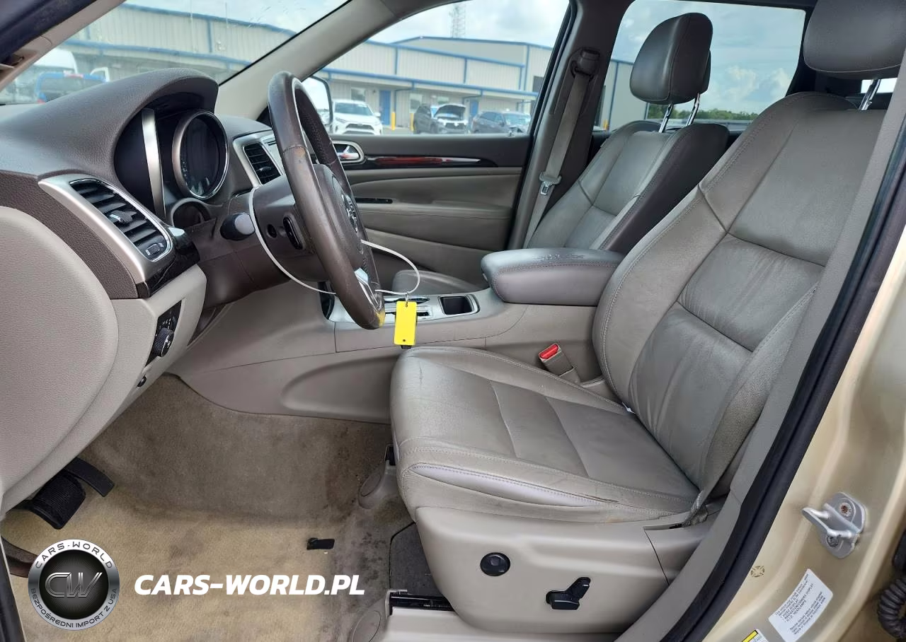 2011 Jeep Grand Cherokee Laredo VIN:1J4RS4GG4BC739444 - 7
