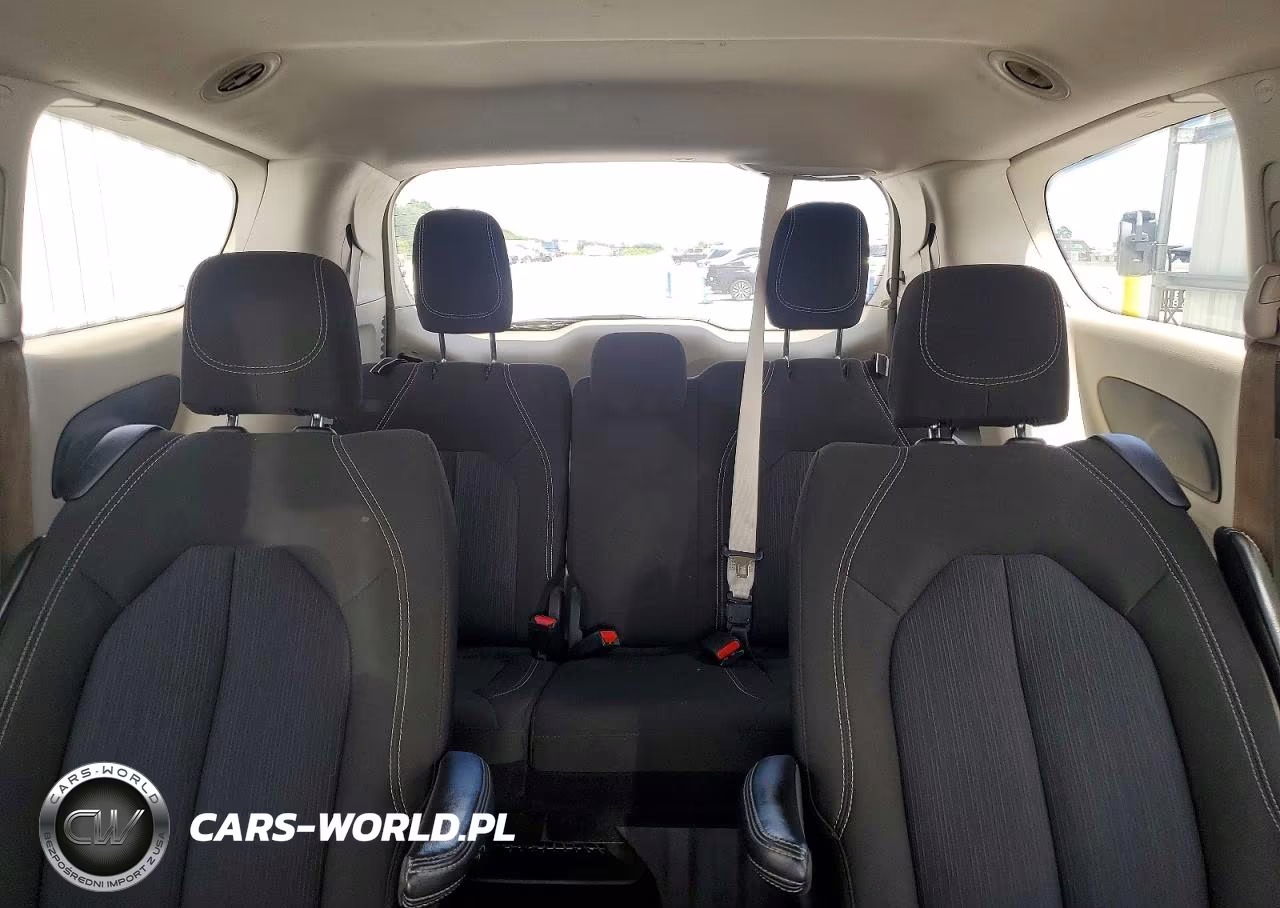 2023 Chrysler Voyager Lx VIN:2C4RC1CG3PR553996 - 10