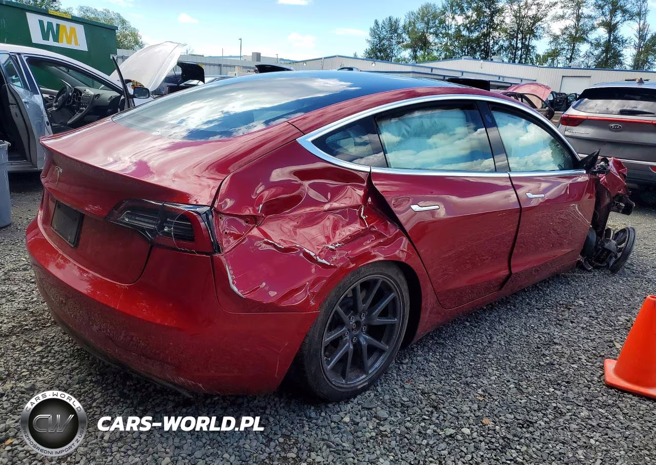 2019 Tesla Model 3 VIN:5YJ3E1EA7KF526541 - 3