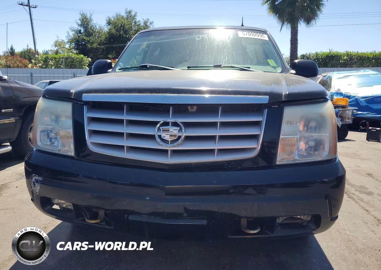 2002 Cadillac Escalade Luxury VIN:1GYEC63T32R259208 - 5