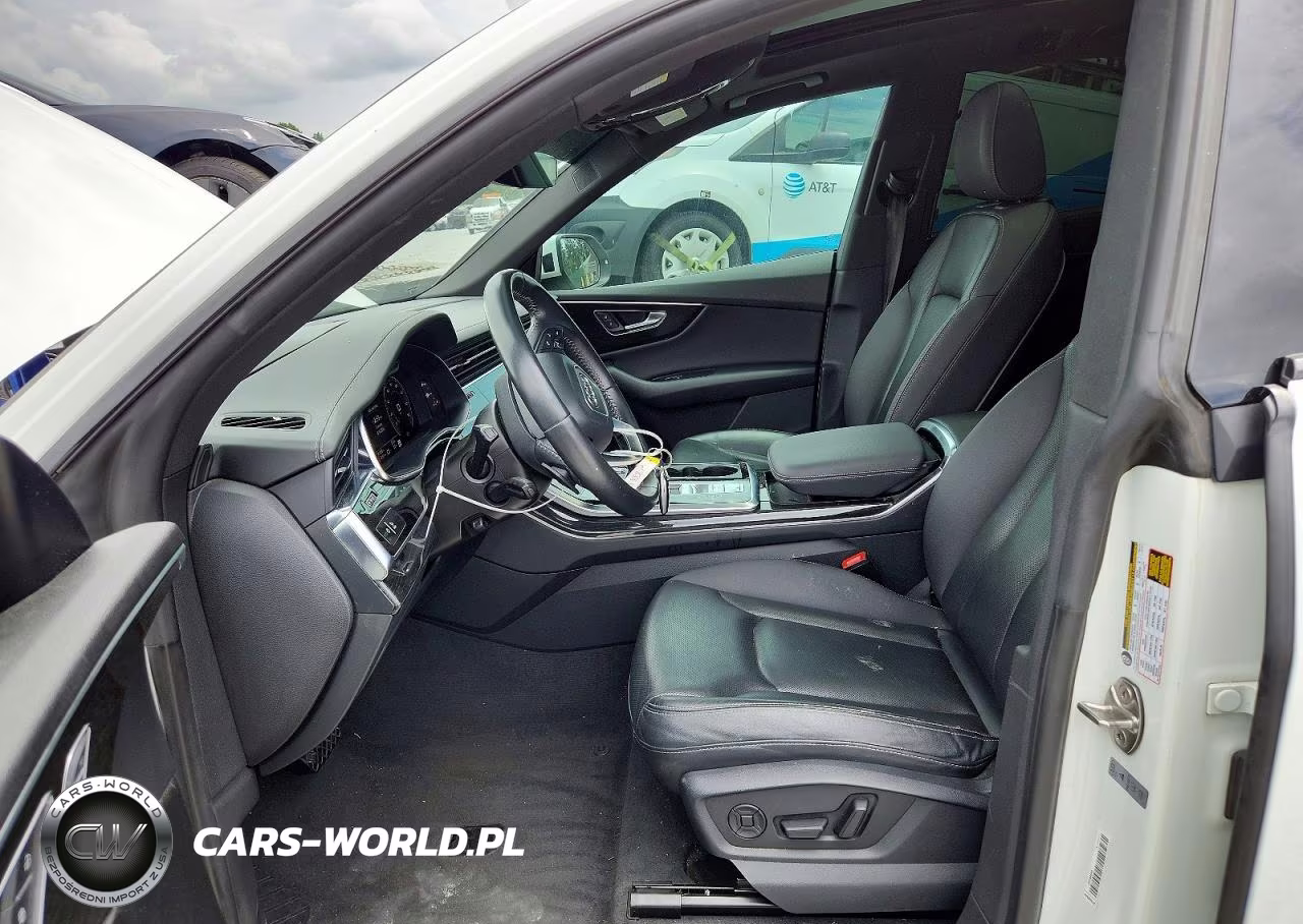 2019 Audi Q8 Prestige S-Line VIN:WA1FVBF12KD042523 - 7