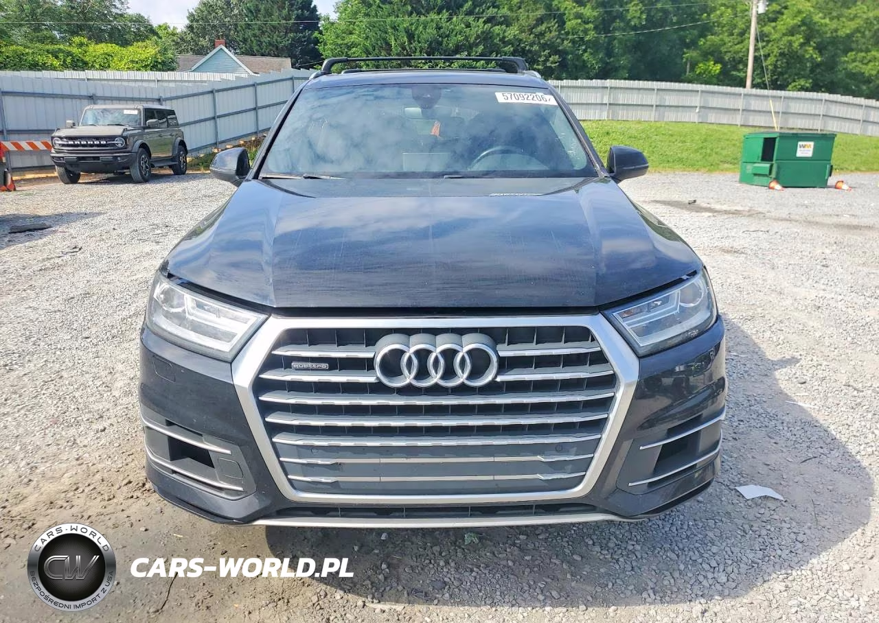 2018 Audi Q7 Premium Plus VIN:WA1LAAF78JD011742 - 5