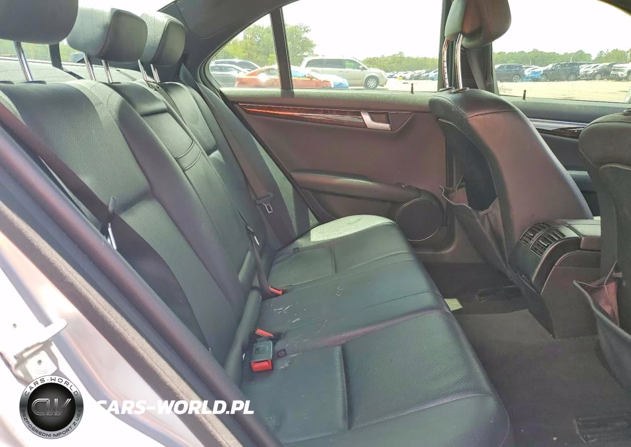 2013 Mercedes-Benz C 250 VIN:WDDGF4HB2DA854052 - 10