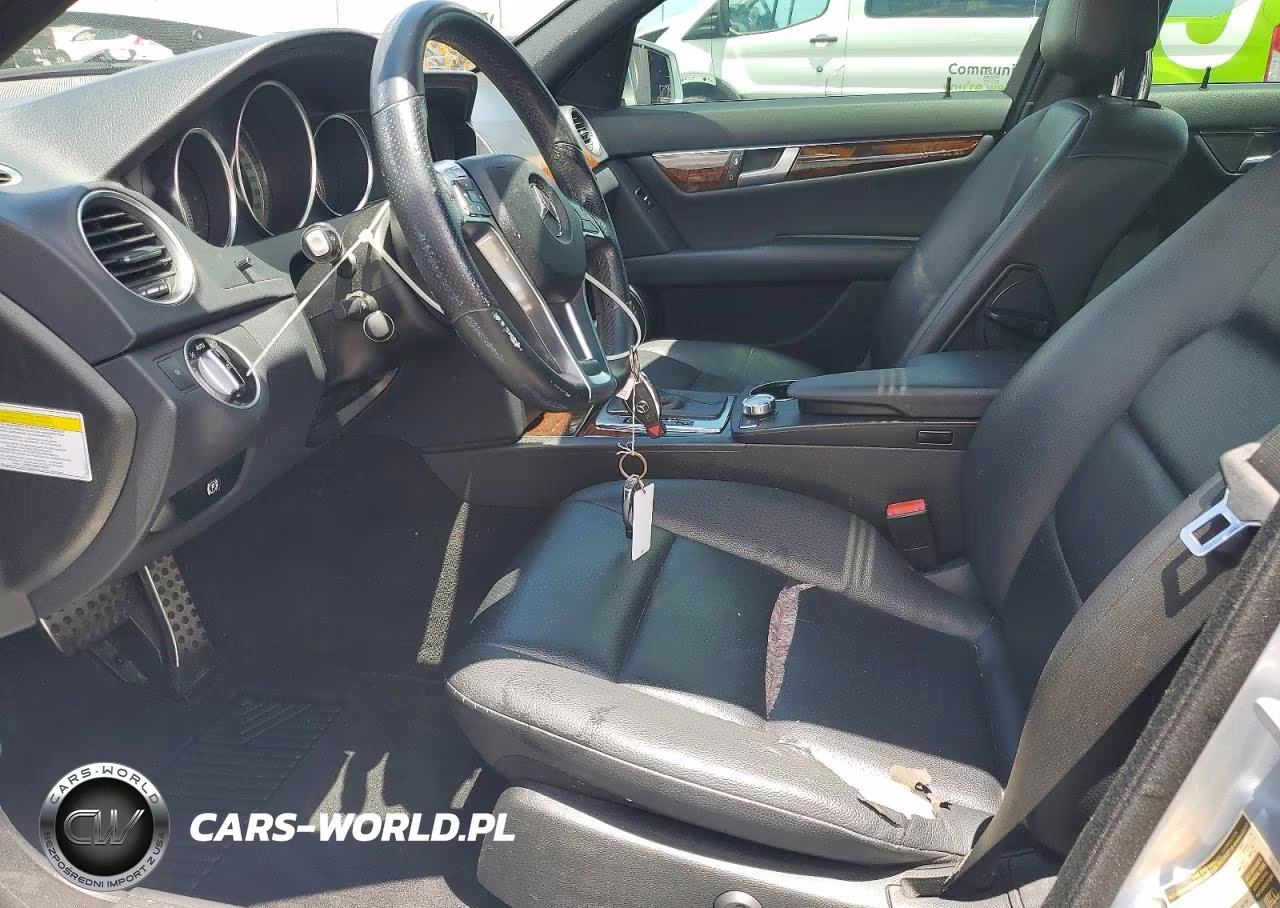 2013 Mercedes-Benz C 250 VIN:WDDGF4HB2DA854052 - 7