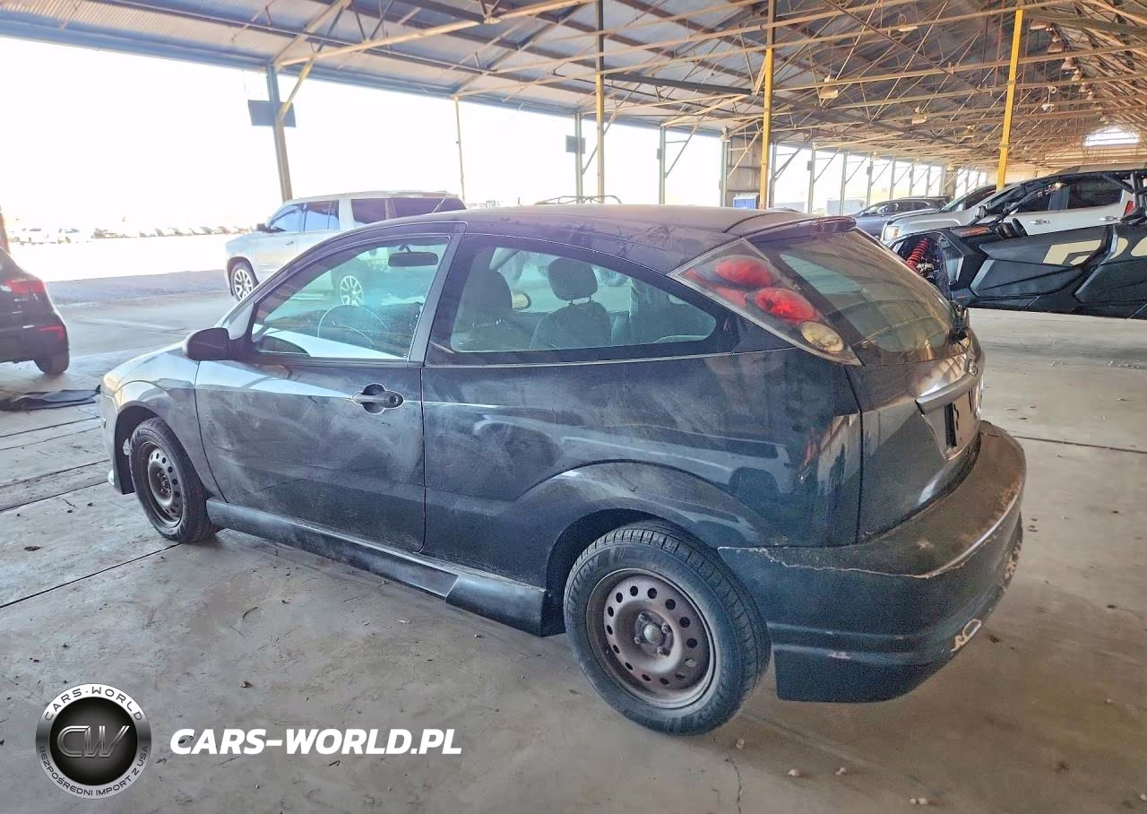 2005 Ford Focus Zx3 VIN:3FAFP31N95R143883 - 2