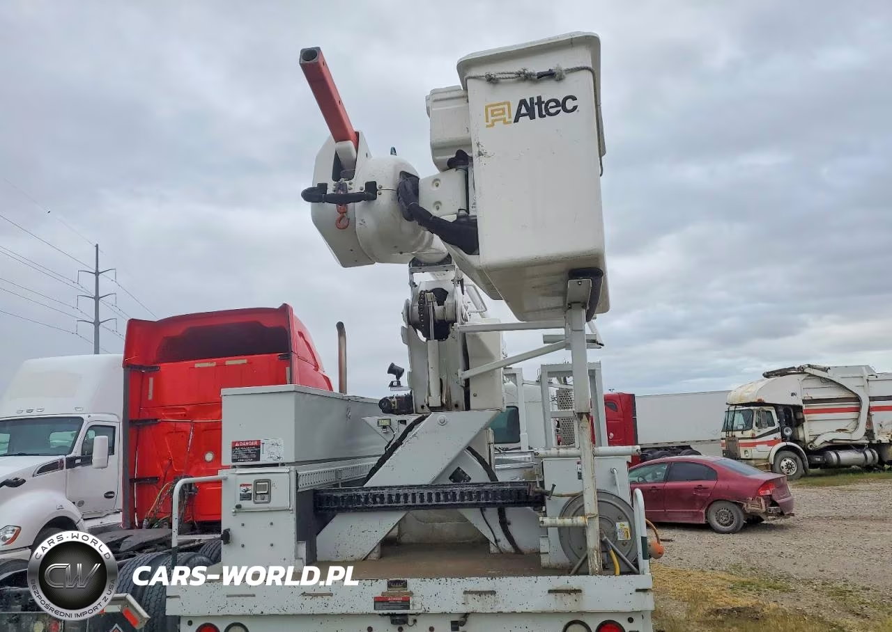 2016 Kenworth T370 Bucket Truck VIN:2NKHHJ7XXGM496912 - 11