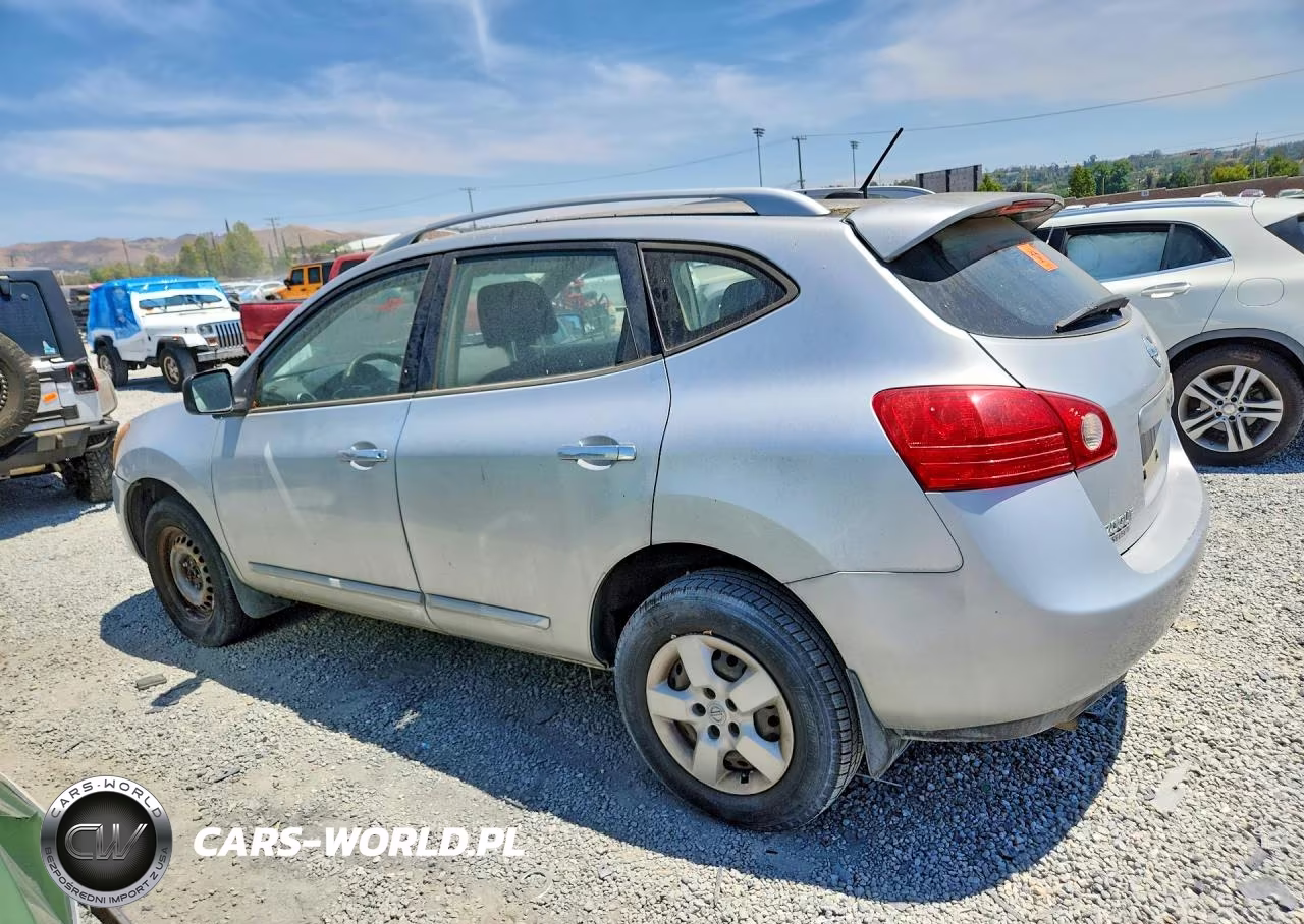2015 Nissan Rogue Select S VIN:JN8AS5MT2FW164179 - 2