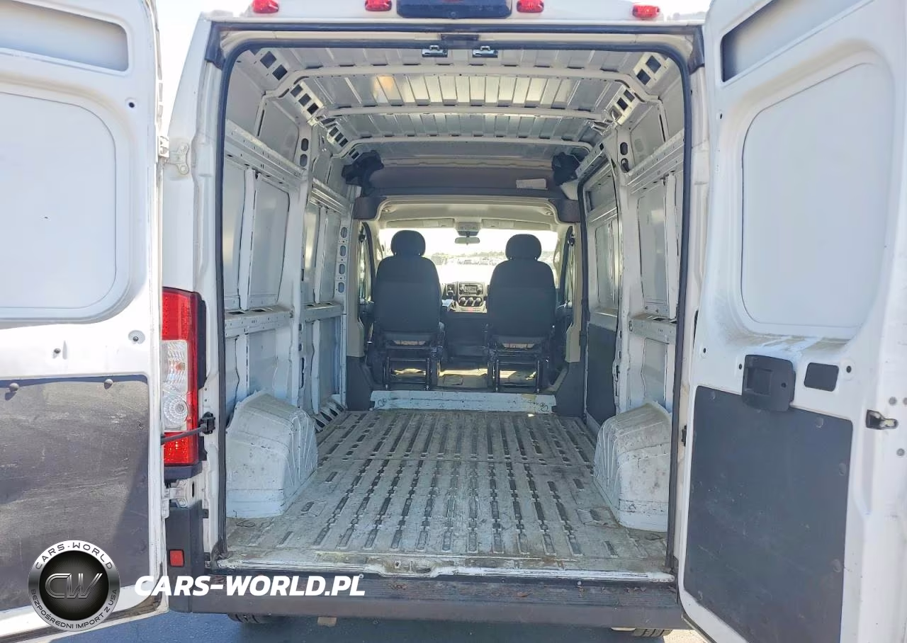 2020 Ram Promaster 1500 Delivery Van VIN:3C6TRVBG2LE127054 - 10