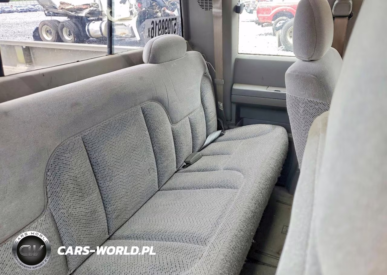 2000 Chevrolet C-K 3500 Series VIN:1GCHC39RXYF474270 - 10