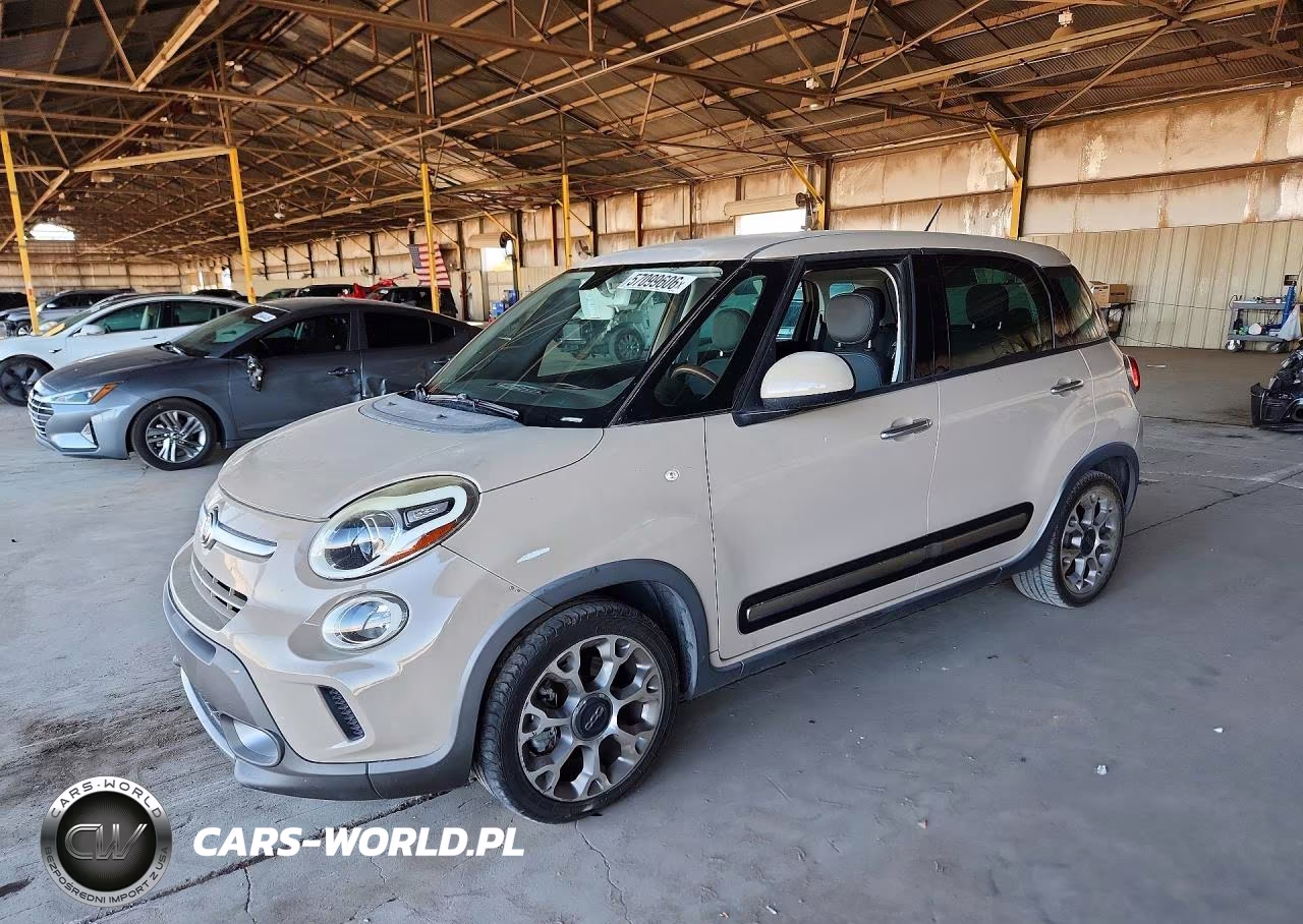 2014 Fiat 500L Trekking – zdjęcie 1 z 12