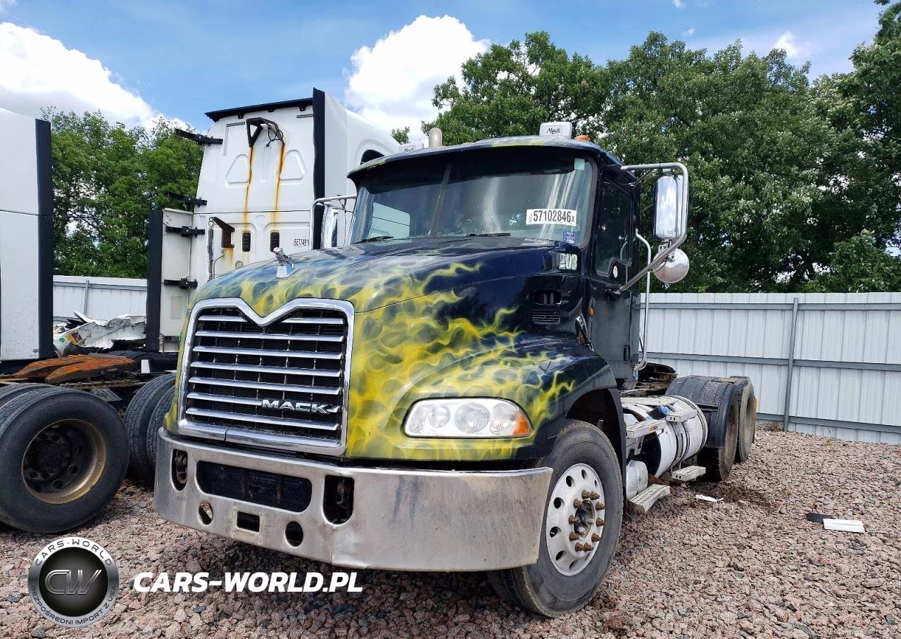 2013 Mack 600 Cxu600 VIN:1M1AW07Y0DM030662 - 2