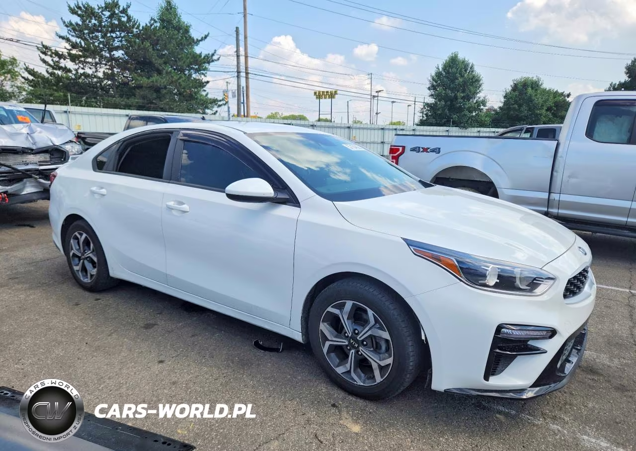 2020 Kia Forte Lxs VIN:3KPF24AD6LE261285 - 4