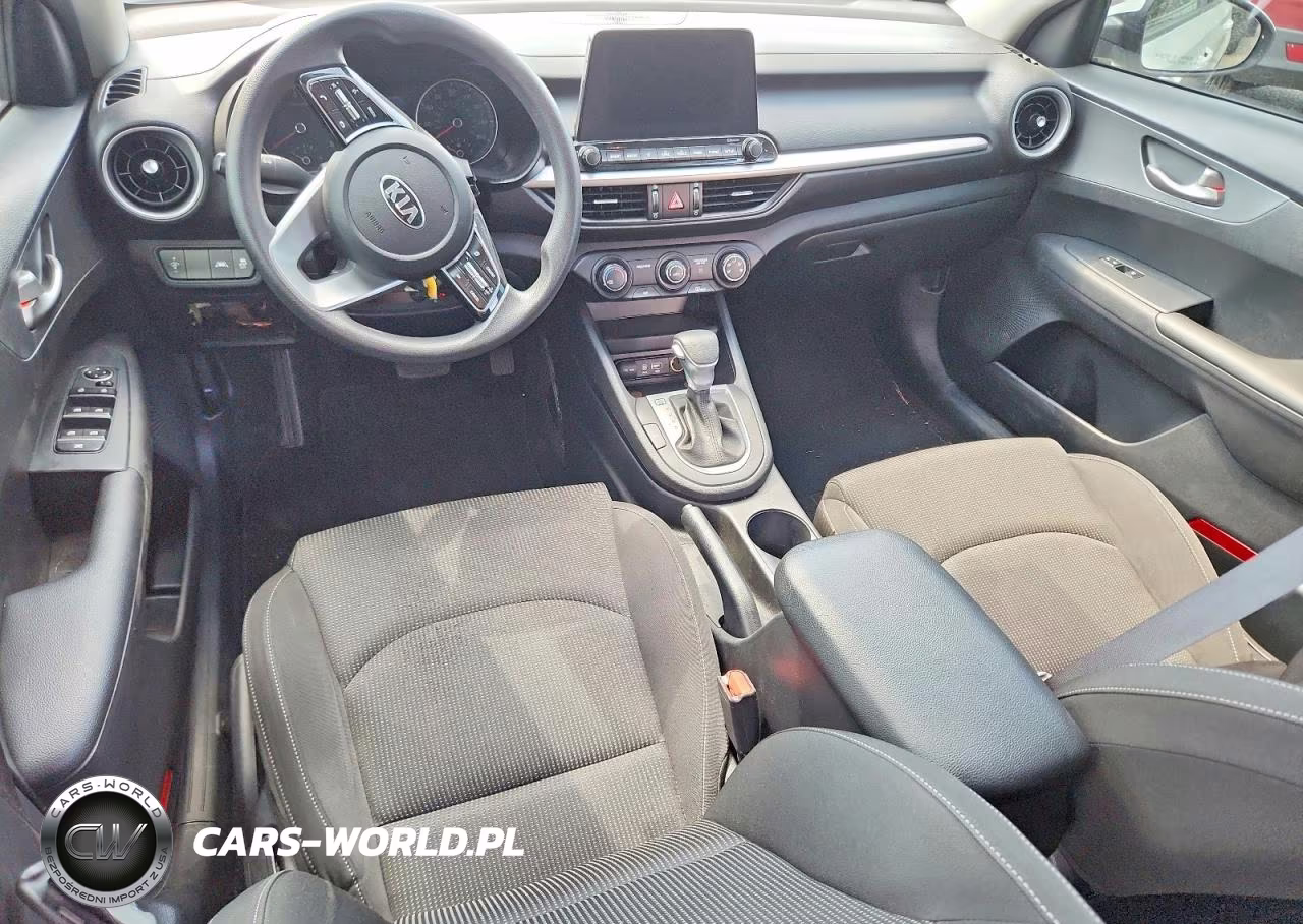 2020 Kia Forte Lxs VIN:3KPF24AD6LE261285 - 8