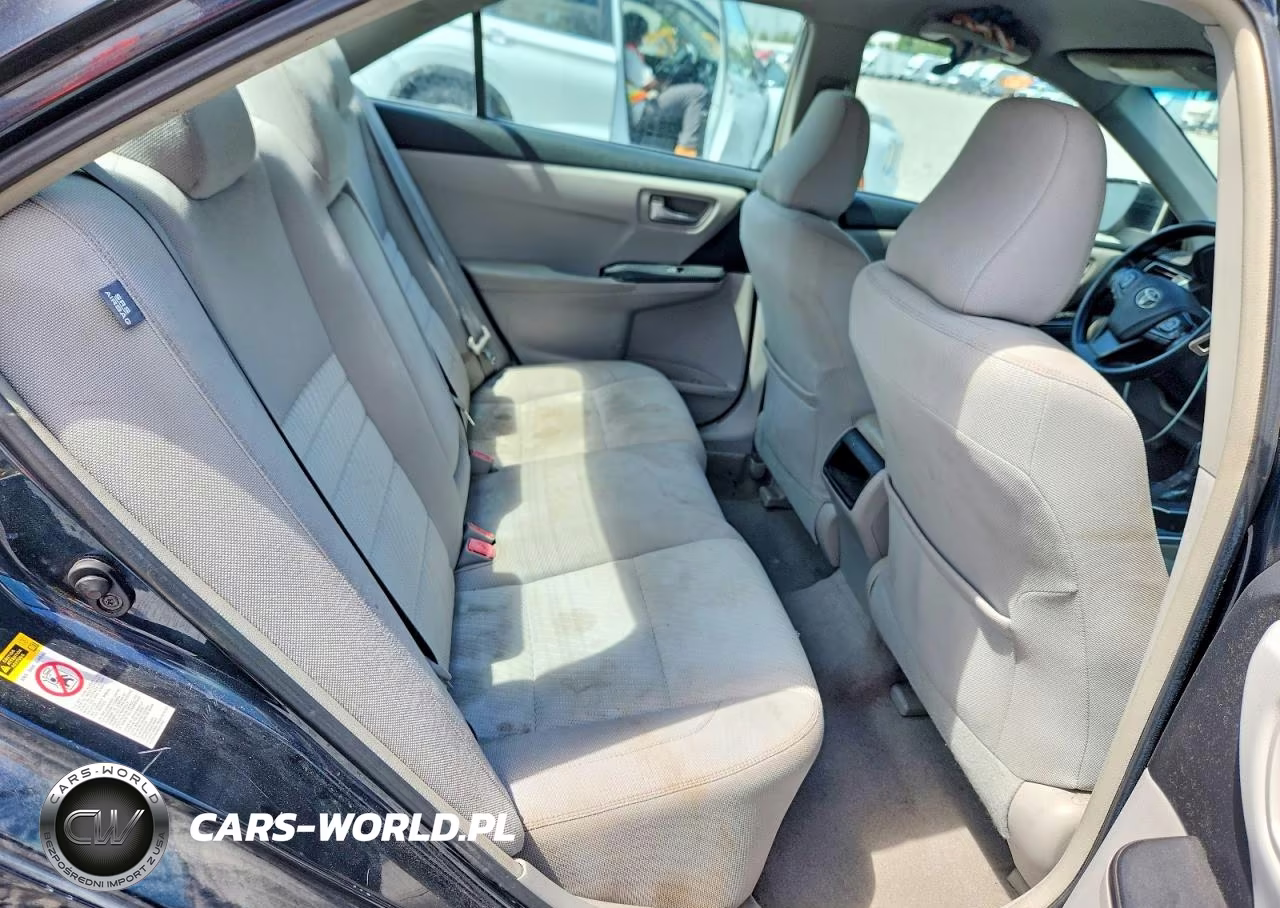 2016 Toyota Camry Le VIN:4T1BF1FK1GU609375 - 10