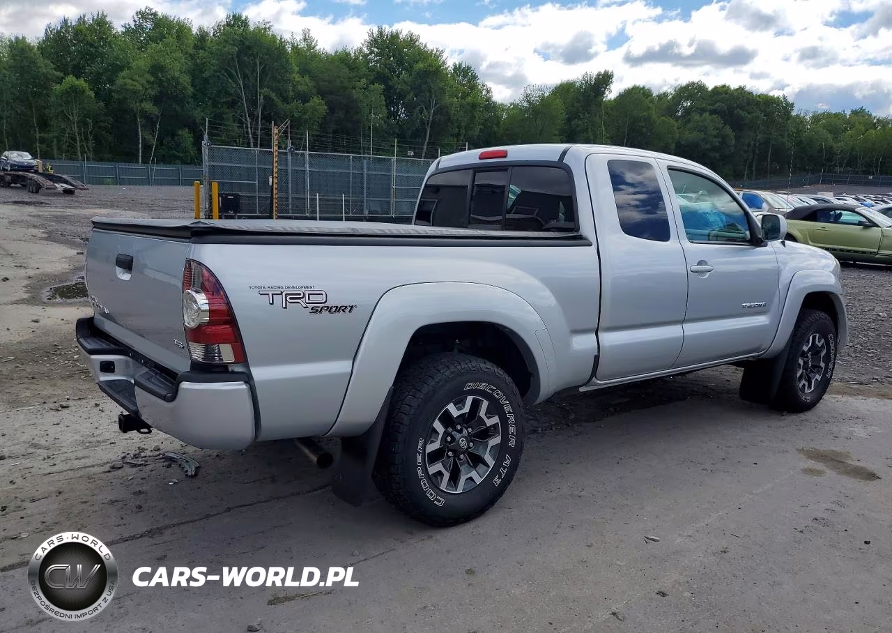 2011 Toyota Tacoma Access Cab VIN:5TFUU4EN3BX014292 - 3