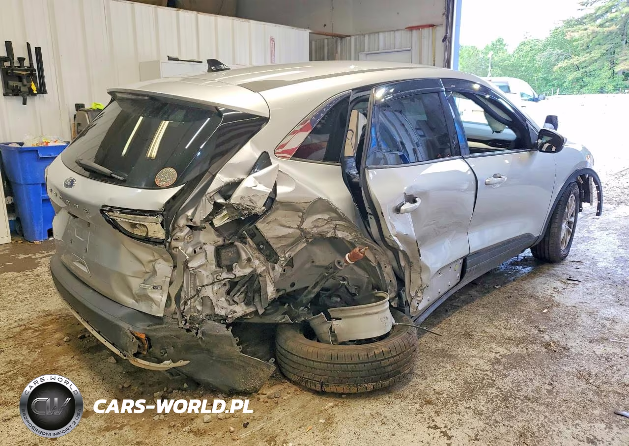 2020 Ford Escape Se VIN:1FMCU9G66LUA19399 - 3