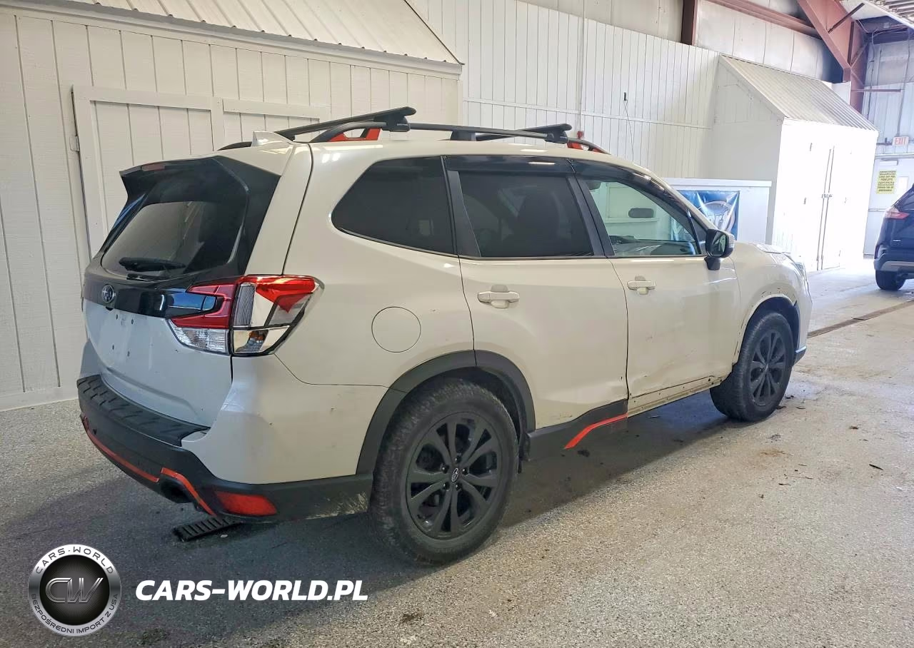 2020 Subaru Forester Sport VIN:JF2SKARC3LH563234 - 3