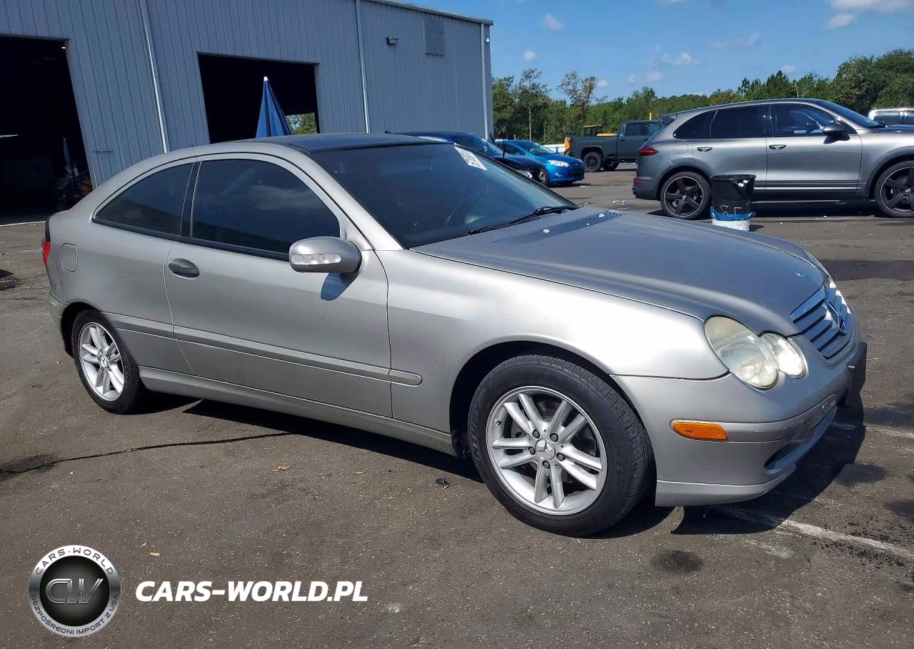 2003 Mercedes-Benz C 230K Sport Coupe VIN:WDBRN40J43A413707 - 4