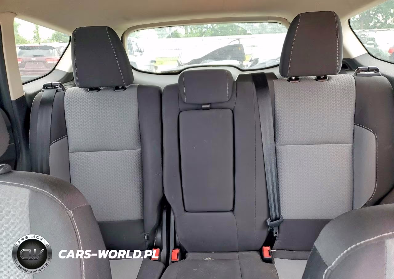 2019 Ford Escape Se VIN:1FMCU9GD8KUA08823 - 10
