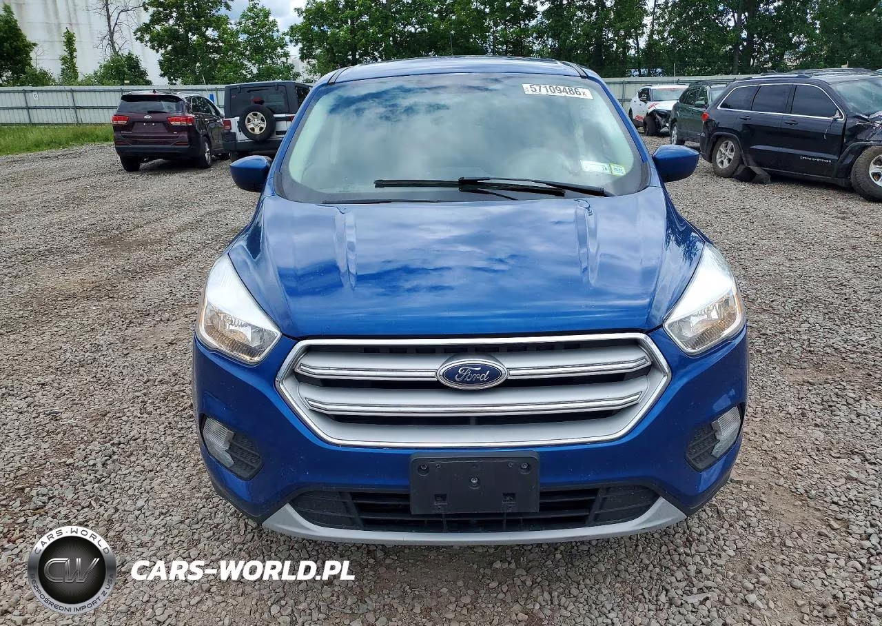 2019 Ford Escape Se VIN:1FMCU9GD8KUA08823 - 5