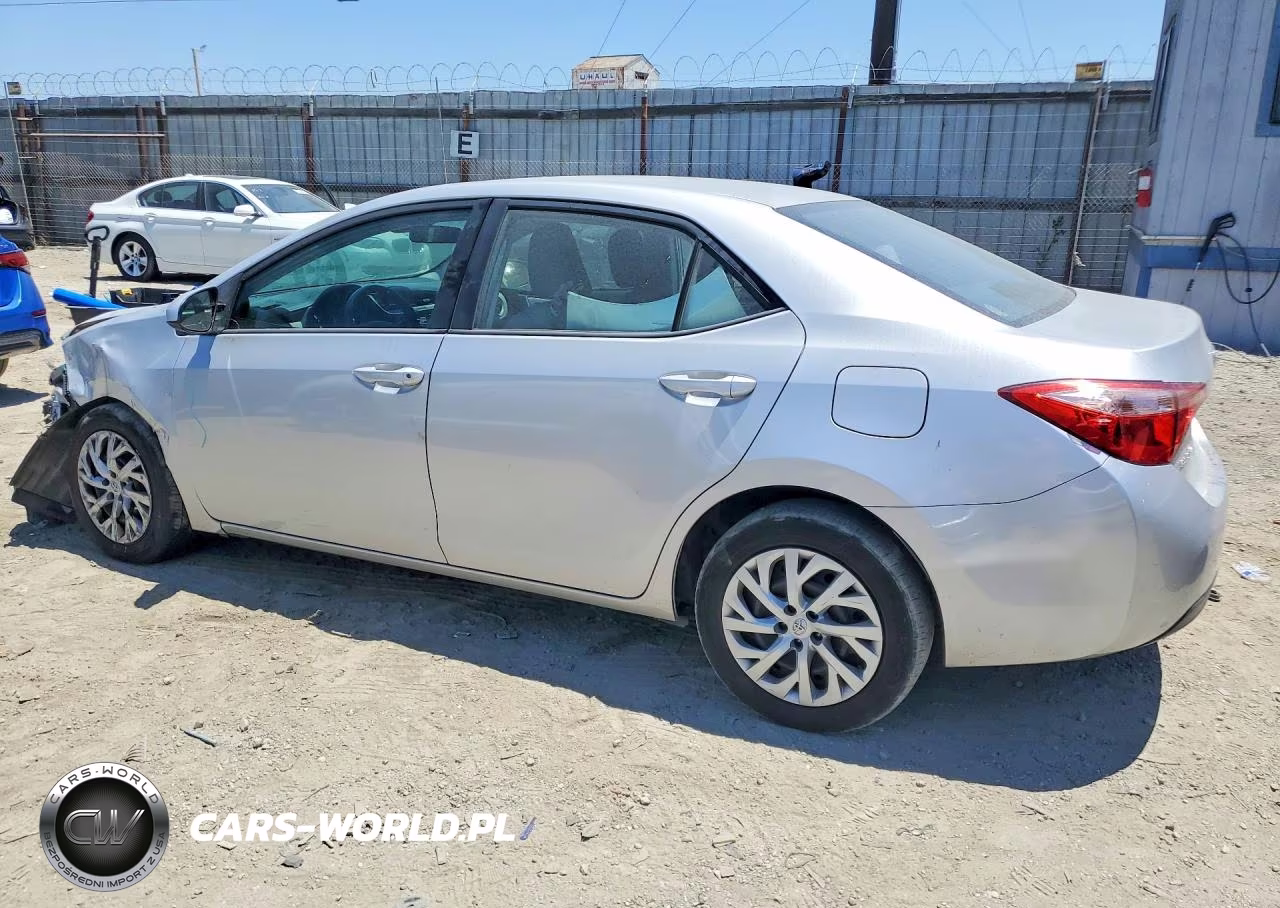 2017 Toyota Corolla Le VIN:5YFBURHE9HP685442 - 2