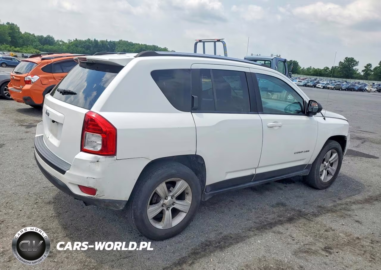 2013 Jeep Compass Sport VIN:1C4NJDBB6DD167972 - 3