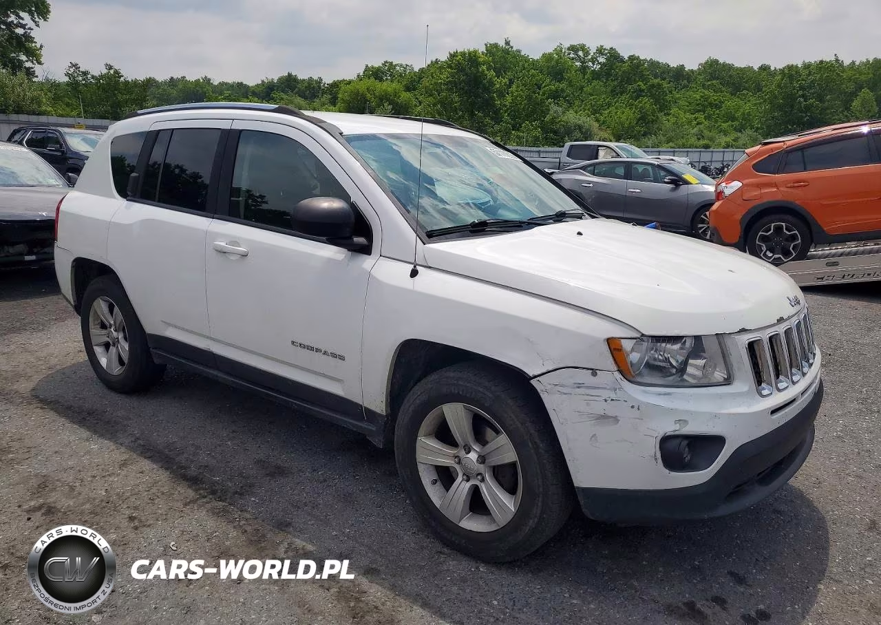 2013 Jeep Compass Sport VIN:1C4NJDBB6DD167972 - 4