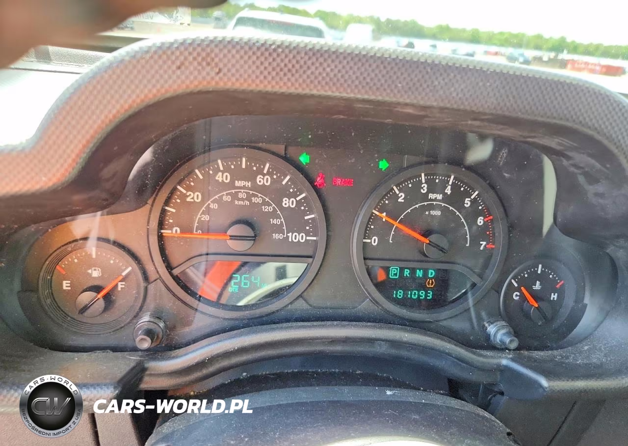 2008 Jeep Wrangler Unlimited X VIN:1J4GA39198L640303 - 9